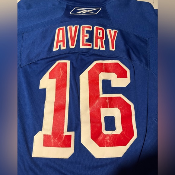 Sean Avery New York Rangers Jersey - Picture 3 of 8